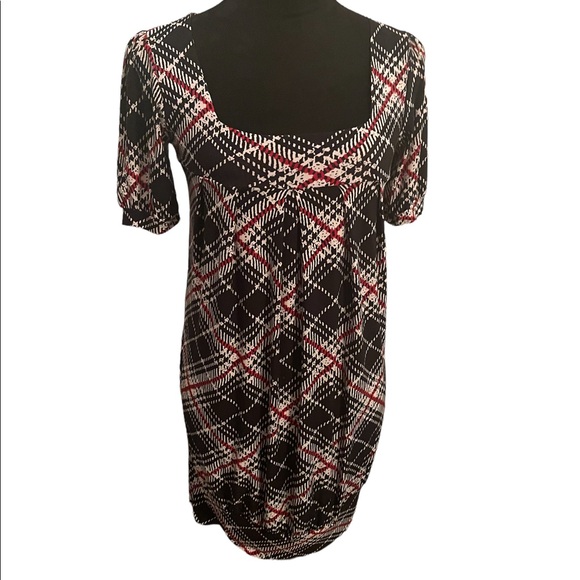 c graffiti Dresses & Skirts - 3 for $25 Light breathable summer dress.